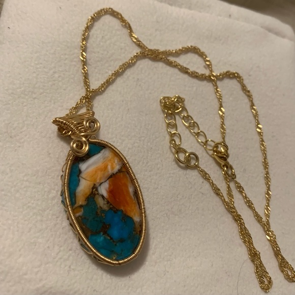 *BRAND NEW* Oyster Copper Turquoise Stone Wire Wrapped Necklace - Picture 5 of 5